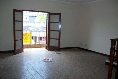 Imagem 5 de 10 de Apartamento Sobre Loja , Lado Praia , Na Avenida Principal