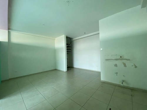 Local En Renta Plaza Gerbera León Gto 60 M2