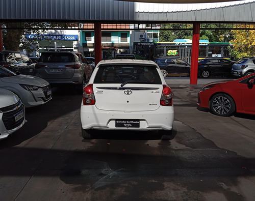 Toyota Etios ETIOS XLS PACK 1.5 AT 5P