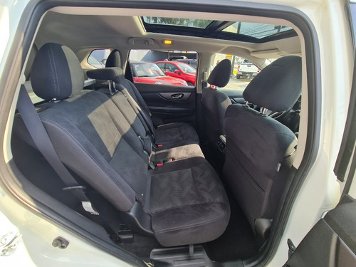 Imagen 13 de 15 de Nissan X-trail 2.5 Advance 3 Row Cvt