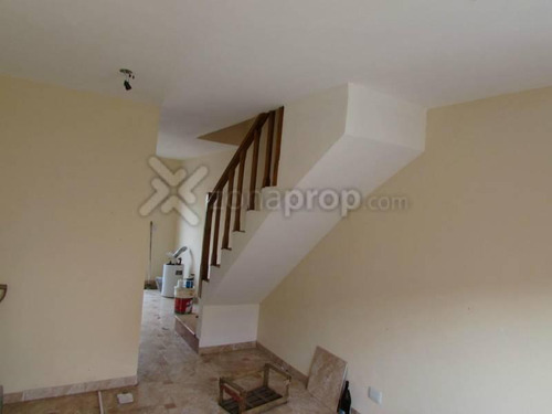 Casa En Venta Triplex 4 Ambientes Con Cochera En San Bernardo Oportunidad