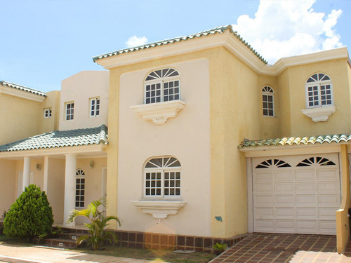 Imagen 1 de 12 de Casa De Lujo En Oferta Oasis Country Maracaibo