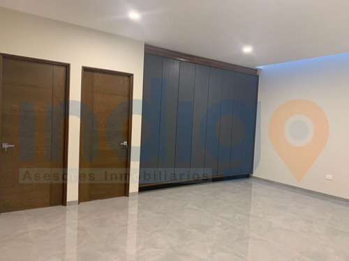 Imagen 18 de 30 de Casa En Venta En Juriquilla En Cumbres Del Lago