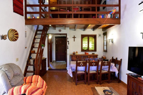 Casa En Venta - 2 Dormitorios 2 Baños - Cochera - 900mts2 - Francisco Álvarez, Moreno