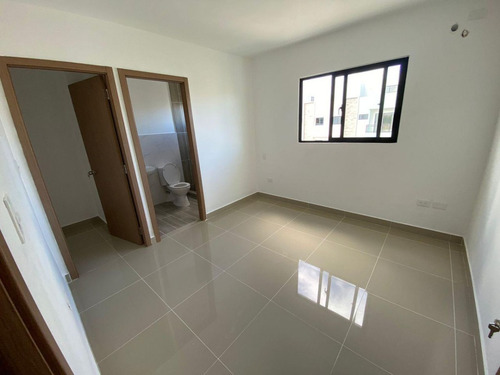 Apartamento En Alquiler En Punta Cana, Epic Sun, Bávaro, 2 Habitaciones, A 5 Minutos Del Down Town