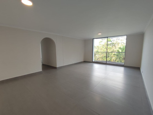 Apartamento Para Arriendo, Sector Los Gonzalez Poblado Medellin  Ac-17066