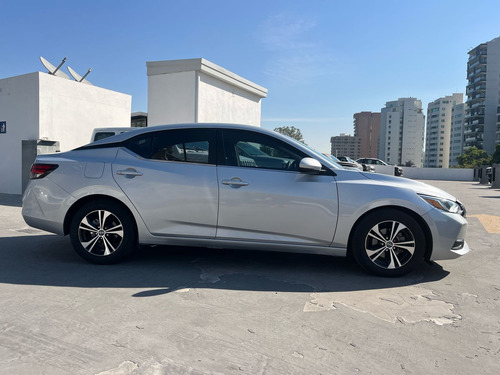 Nissan Sentra 1.8 Advance Cvt