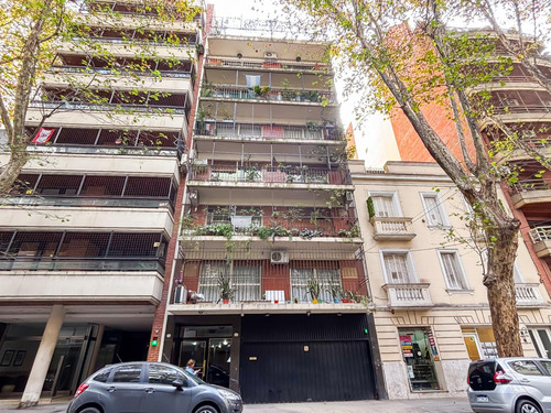 Departamento En Venta De 3 Dormitorios Con Cochera Fija En Colegiales