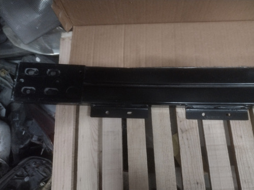 Refuerzo Delantero Nissan Versa 2021 - 2024 Original (Usado)
