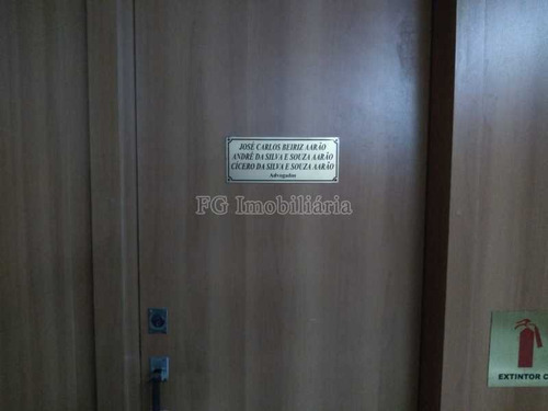 Imagem 2 de 4 de Excelente Sala Comercial No Centro - Casl00021