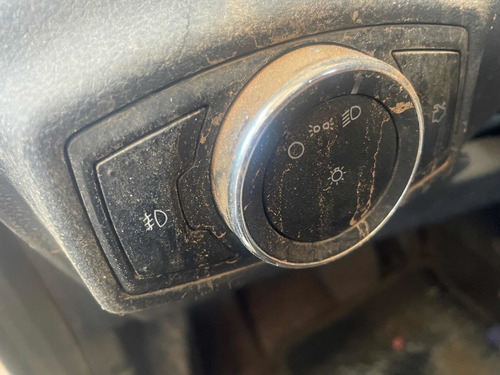 Switch De Luces Ford Figo 2019 (Usado)