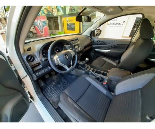 Imagen 11 de 22 de Renault Alaskan Confort 4x4 Pickup Adjudica $1.350.000 (lf)