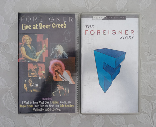 Foreigner Story + Live At Deer Creek 2 Vhs Import Excelentes