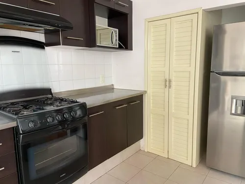 Casa En Renta En Valle De Encinos