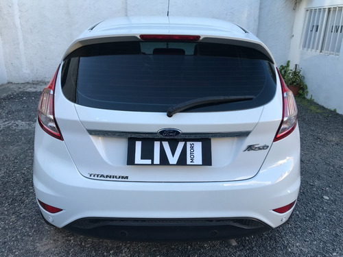 Imagen 7 de 15 de Ford Fiesta 1.6 Titanium At C/gnc Año 2018 - Liv Motors