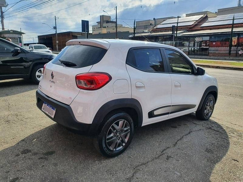 Imagem 4 de 8 de Renault Kwid 1.0 12v Sce Flex Intense Manual
