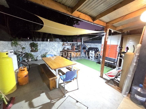 Casa En Venta De 3 Dorm. En Ñuñoa