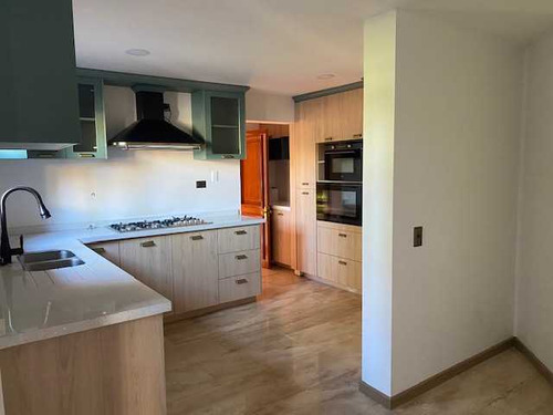 Amplia Casa En Huechuraba Remodelada (99787)
