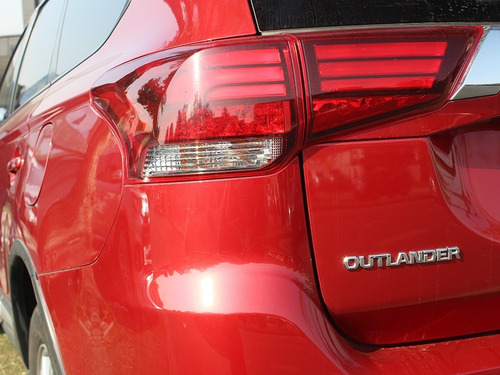 Mitsubishi Outlander 2.0 At 2019