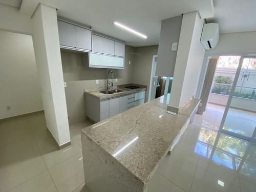 Imagem 28 de 30 de Apartamento Com 3 Dormitórios À Venda, 112 M² Por R$ 950.000,00 - Condomínio Chateau De France - Vinhedo/sp - Ap0483