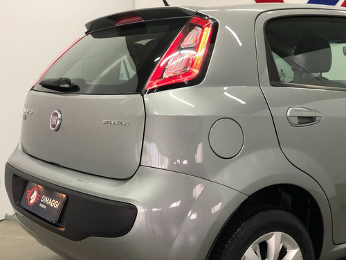 Fiat Punto 1.4 Attractive 8v Flex 4p Manual