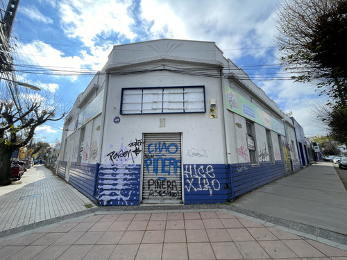 Se Arrienda Gran Local Comercial En Centro De Talca