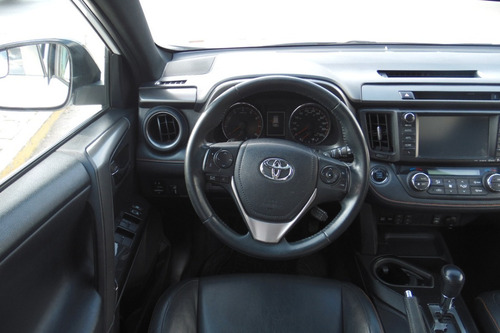Imagen 8 de 9 de Toyota Rav 4 2016