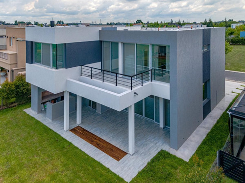 Imagen 13 de 30 de Casa Moderna En Venta A Estrenar En Tipas, Nordelta