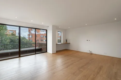 Apartamento En Arriendo En Los Rosales. Cod A23957