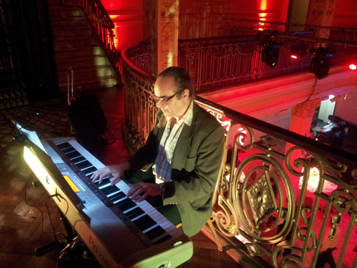 Imagen 10 de 10 de Clases De Canto Y/o Piano Online (y Tambien Presencial)