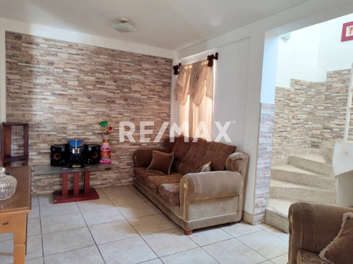 Imagen 16 de 22 de En Venta Town House En Residencia Pozo Esmeralda Mm 555614
