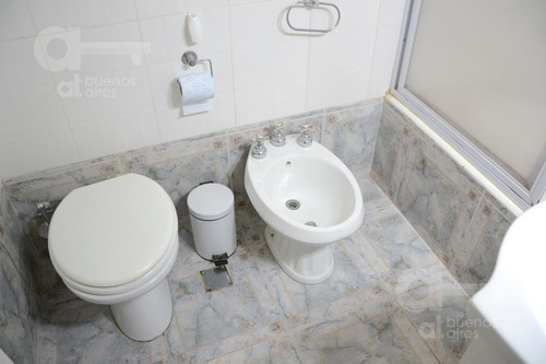 Imagen 13 de 29 de San Telmo. Semipiso De 3 Ambientes Al Frente Con Balcón Y Patio/ Lavadero