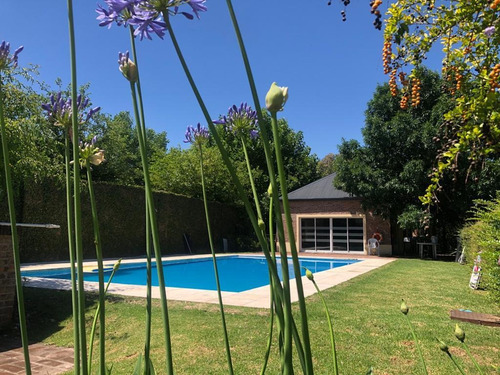 Imagen 2 de 14 de Casa En Venta En Condominio Con Seguridad, Casas De La Ribera , San Isidro Bajo