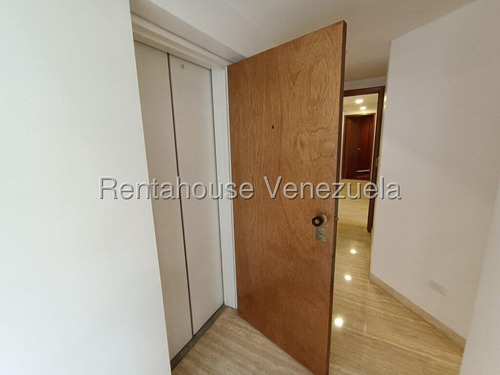 Lindo Apartamento En Alquiler En Campo Alegre