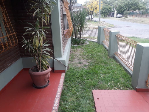Casa En Venta En Lanús Oeste