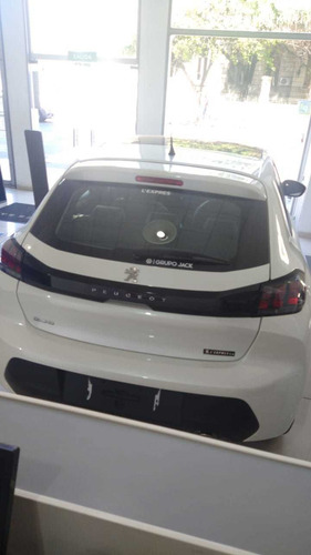 208 Allure Tiptronic