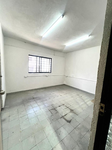 Bodega/nave En Venta En Colonia Constituyentes Del 57, Monterrey, Nuevo León