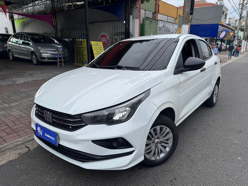 Fiat Cronos 1.0 Flex 4p