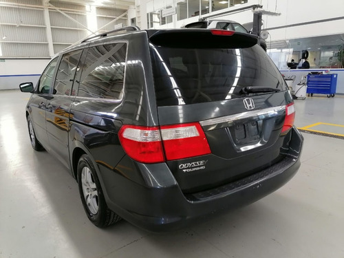 Imagen 5 de 15 de Honda Odyssey Touring