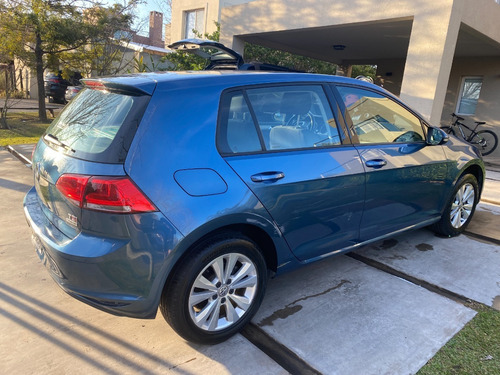 Imagen 5 de 11 de Volkswagen Golf 2015 Highline