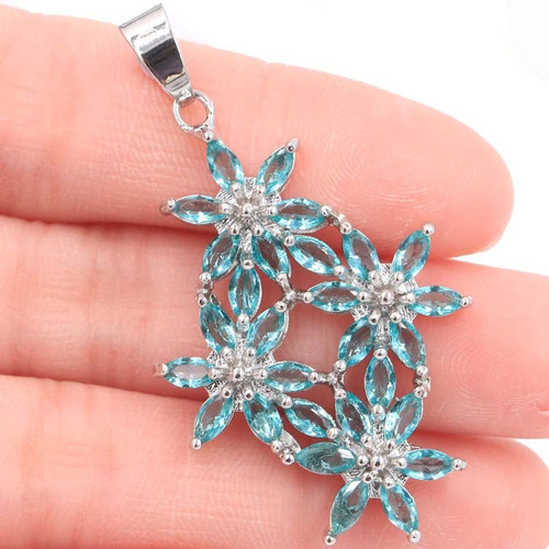 Imagen 2 de 2 de Dije Floral Con Aquamarinas Turquesa En Sf De Plata .925