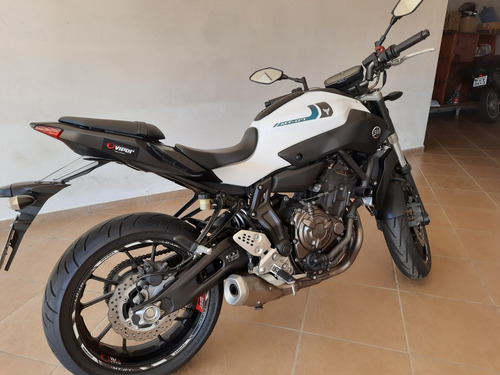 Mt 07 Yamaha (impecável, Apenas 12000)