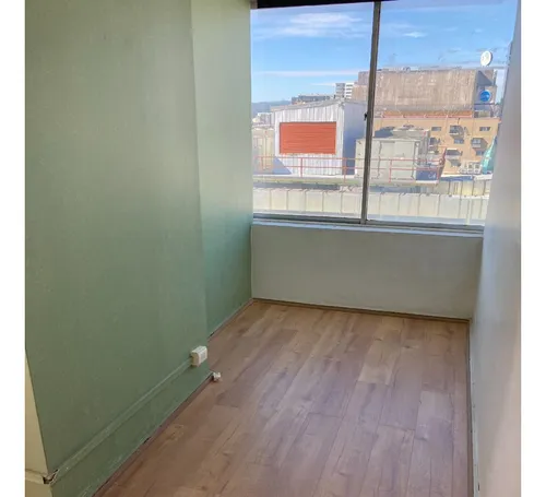 Vende Departamento Central A Pasos De La Plaza Independencia