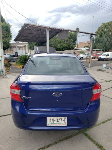 Imagen 4 de 12 de Ford Figo 2017 1.5 Impulse Aa Sedan Mt