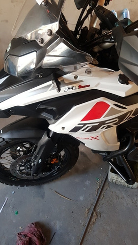 Imagen 2 de 15 de Benelli Trk 502 X