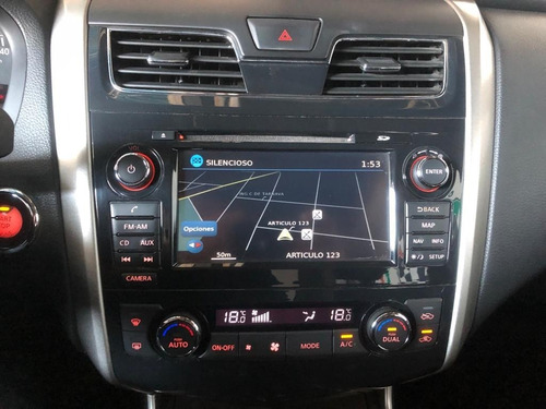 Imagen 12 de 15 de Nissan Altima