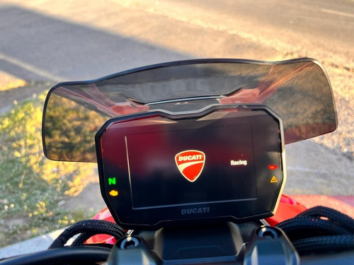 Imagen 7 de 25 de Ducati Streetfighter V4s Unica, Con Accesorios