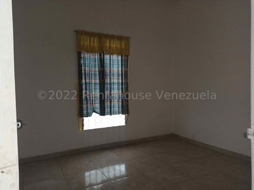 Imagen 11 de 17 de Casa En Venta Rconomica Palo Negro Estef 23-4321
