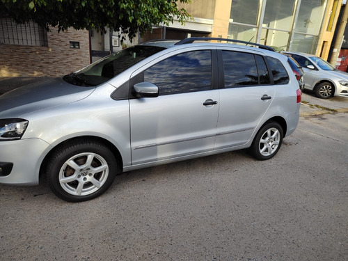 Volkswagen Suran 1.6 Trendline 11b