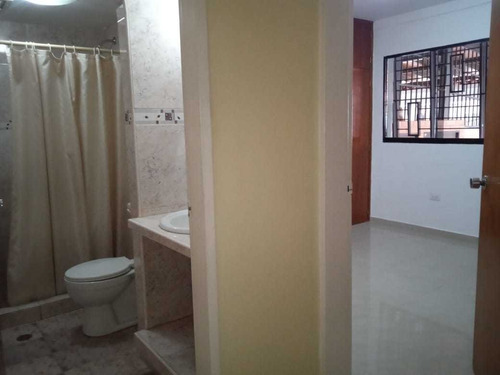 Imagen 4 de 15 de Townhouse Quintas Del Norte Naguanagua Calle Cerrada Nb